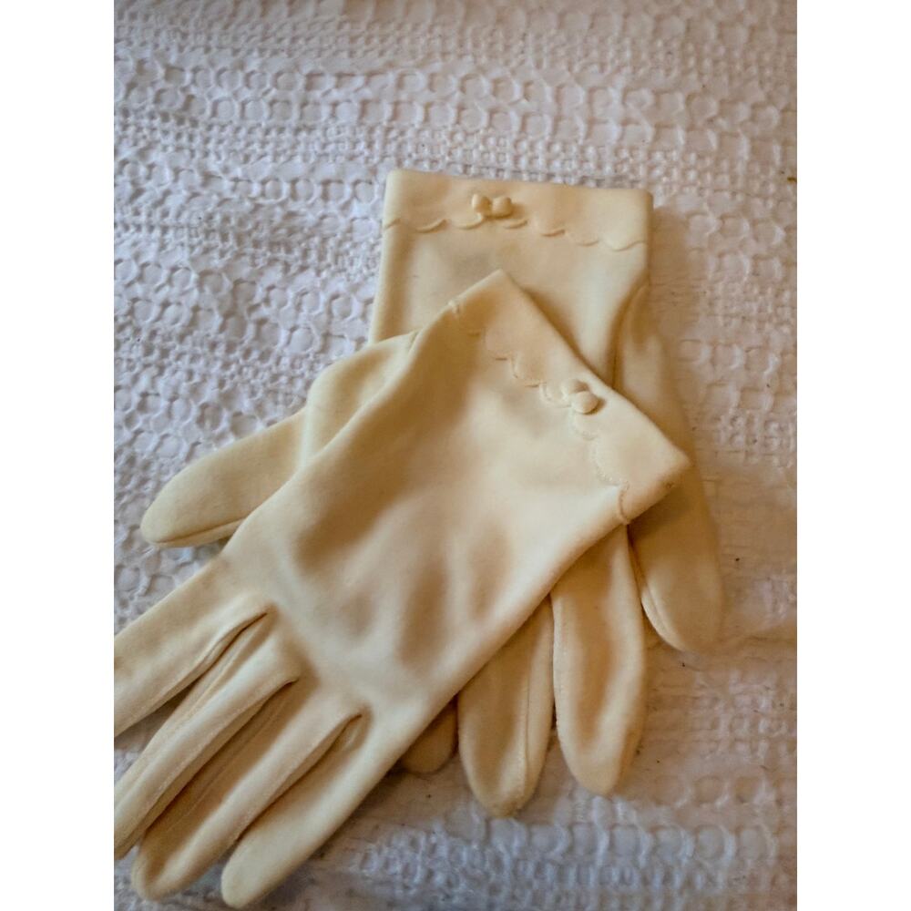 Vintage Cream Dress Gloves Women’s Scalloped Cuff Embroidered Bow Formal - Picture 13 of 14